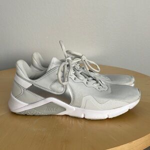 Women’s athletic shoes, size 9 Nike